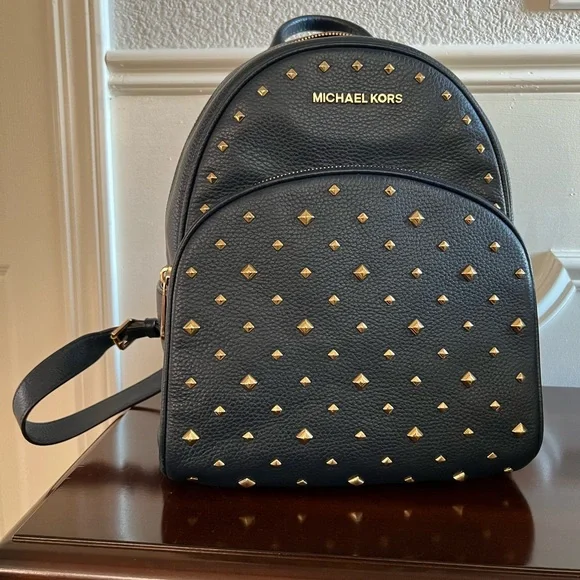 Michael Kors Abbey Leather Backpack - Picture 3 of 6